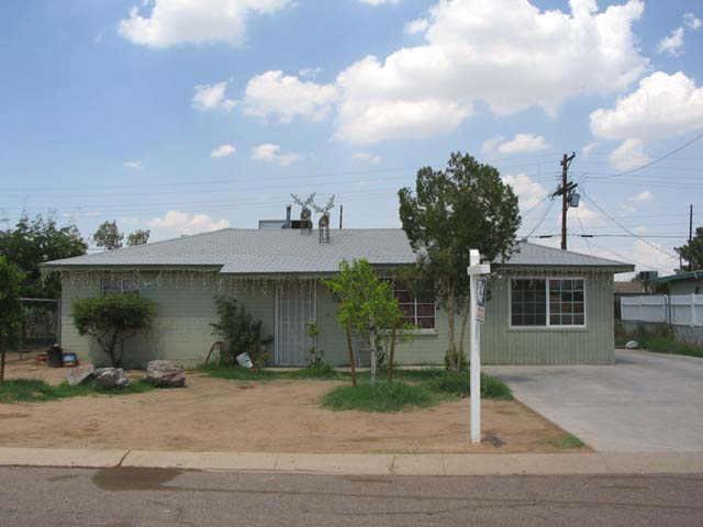2242 E Pueblo Ave., Phoenix, AZ 85040