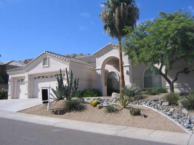 910 E Cathedral Rock Dr., Phoenix, AZ 85048