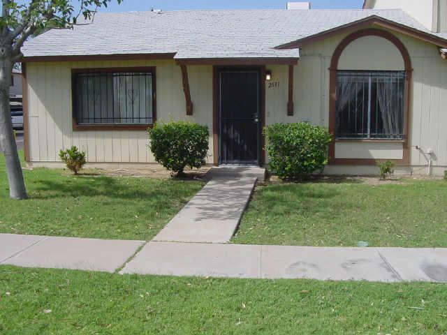 2611 W Coolidge St., Phoenix, AZ 85017