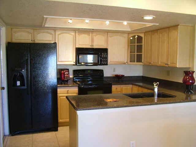 2206 N Middlecoff Dr., Mesa, AZ 85215