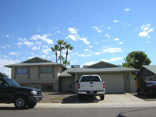 417 E Carson Dr., Tempe, AZ 85282
