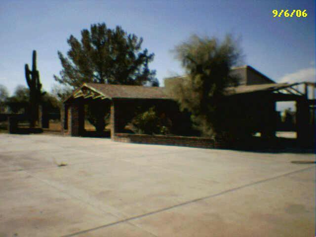 2 N 64th Dr., Phoenix, AZ 85043