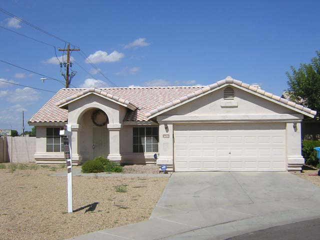 1420 W Bluefield Ave., Phoenix, AZ 85023