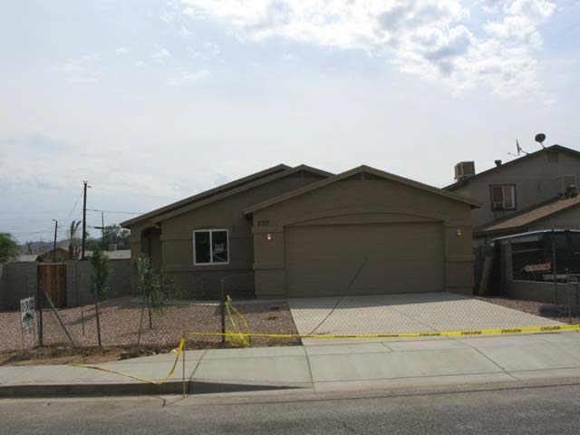 2717 E Jones Ave., Phoenix, AZ 85040