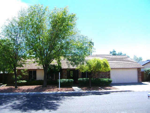 1529 W Knowles Ave., Mesa, AZ 85202