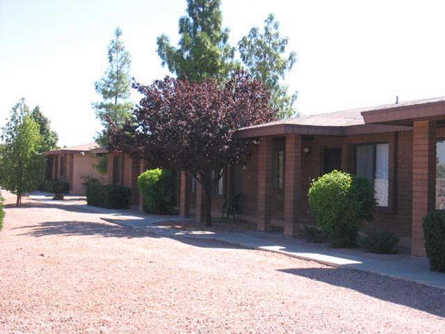 5825 E University Dr., Mesa, AZ 85205
