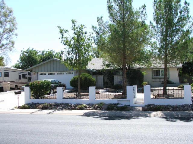 5225 W Tierra Buena Ln., Glendale, AZ 85306