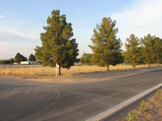 E Spur Rd., Gilbert, AZ 85298