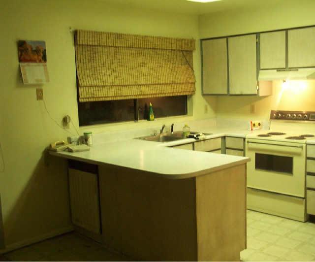 2221 W Riviera Dr., Tempe, AZ 85282