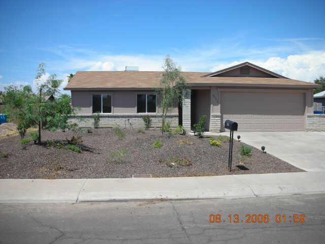8042 W Elm St., Phoenix, AZ 85033