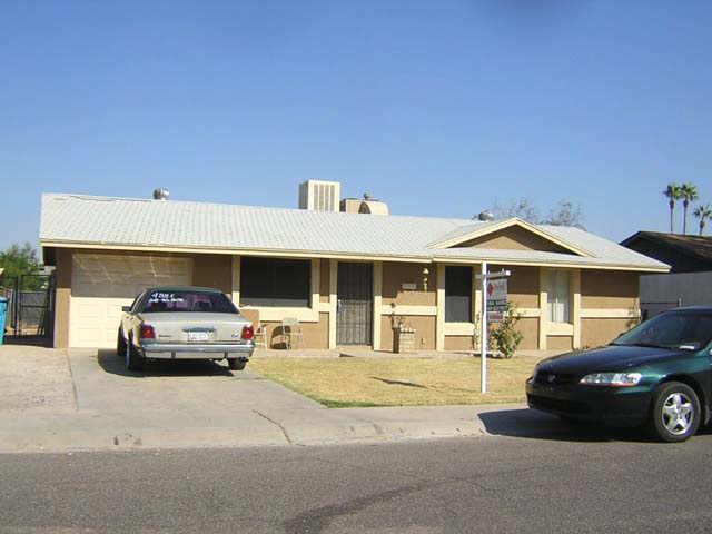 8422 W Turney Ave., Phoenix, AZ 85037