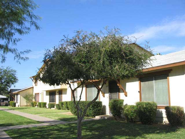 2611 W Wolf St., Phoenix, AZ 85017