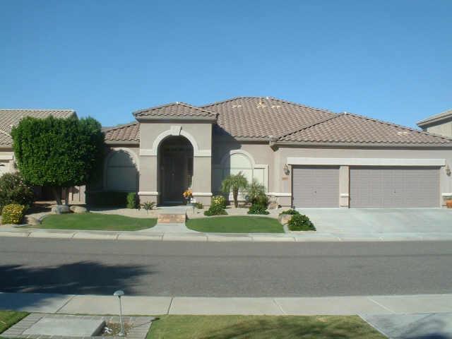 924 W Windsong Dr., Phoenix, AZ 85045