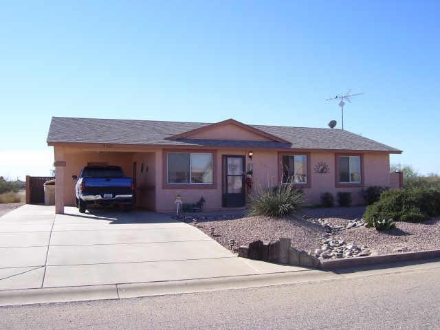 9527 W Raven Dr., Arizona City, AZ 85223
