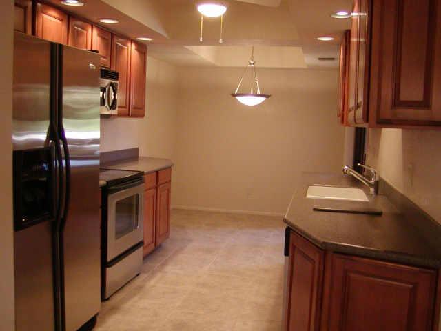 12212 N Paradise Village Pkwy. #243, Phoenix, AZ 85032