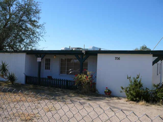 706 N Lawther Dr., Apache Junction, AZ 85220