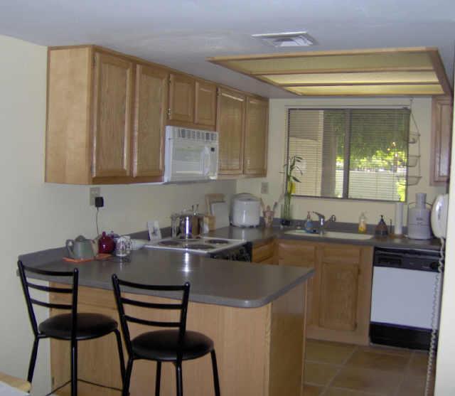 3209 S College Ave., Tempe, AZ 85282