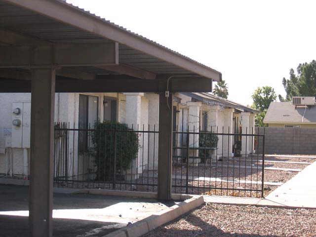 2865 E Capri Cir., Mesa, AZ 85204