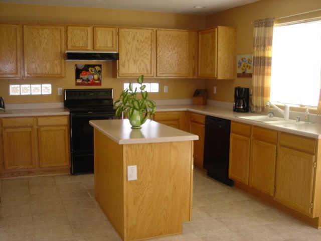 3861 E Kings Ave., Phoenix, AZ 85032