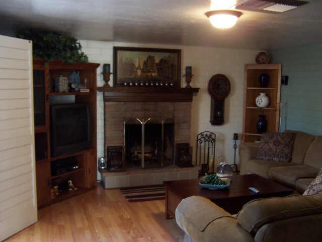 2332 E Mulberry Dr., Phoenix, AZ 85016