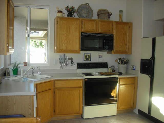 1734 E Commonwealth Cir., Chandler, AZ 85225