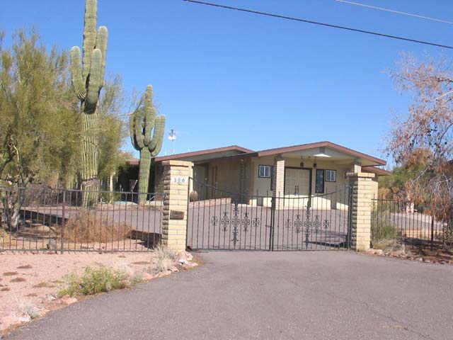 306 E Frontier St., Apache Junction, AZ 85219