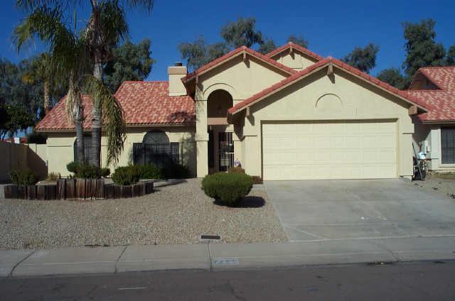7352 W Morrow Dr., Glendale, AZ 85308