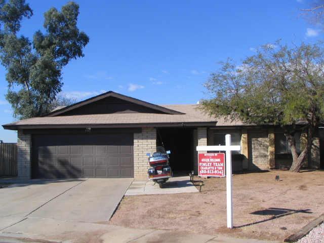 1802 W Dixon Cir., Mesa, AZ 85201