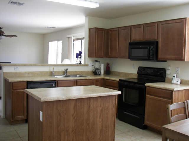 8633 W Cordes Rd., Tolleson, AZ 85353