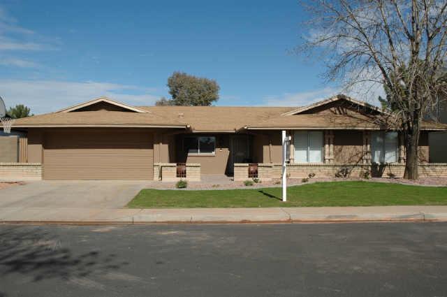 2424 W Peralta Cir., Mesa, AZ 85202