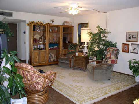 18606 N 104th Dr., Sun City, AZ 85373