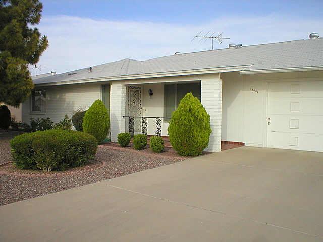 19441 N Willowcreek Cir., Sun City, AZ 85373