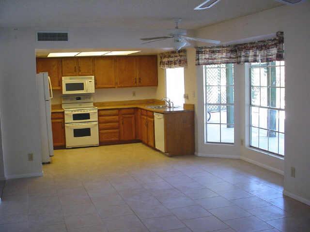 2021 S Saguaro Cir., Mesa, AZ 85202