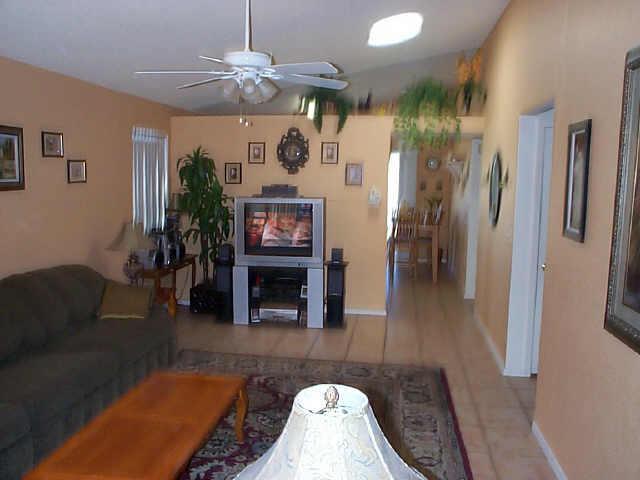 11964 N 74th Ln., Peoria, AZ 85345