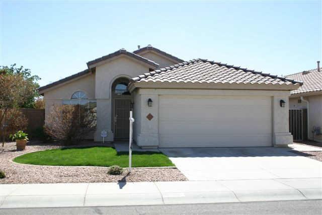 2037 E Angela Dr., Phoenix, AZ 85022