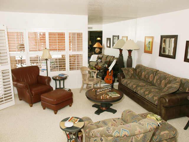 17404 N 99th Ave. #204, Sun City, AZ 85373