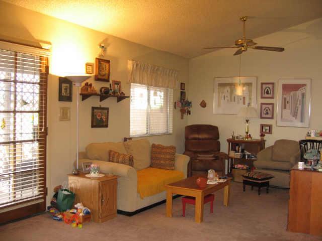 9052 N 68th Ln., Peoria, AZ 85345