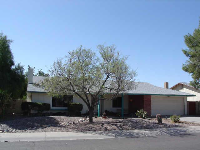 5129 E Half Moon Dr., Ahwatukee, AZ 85044