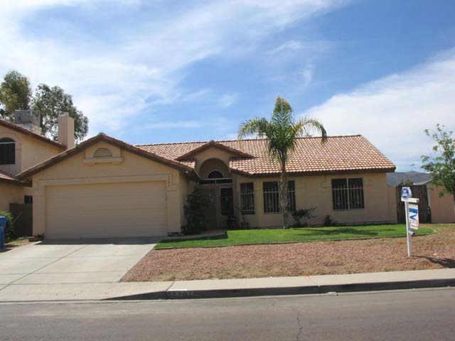 1701 E Vineyard Rd., Phoenix, AZ 85042