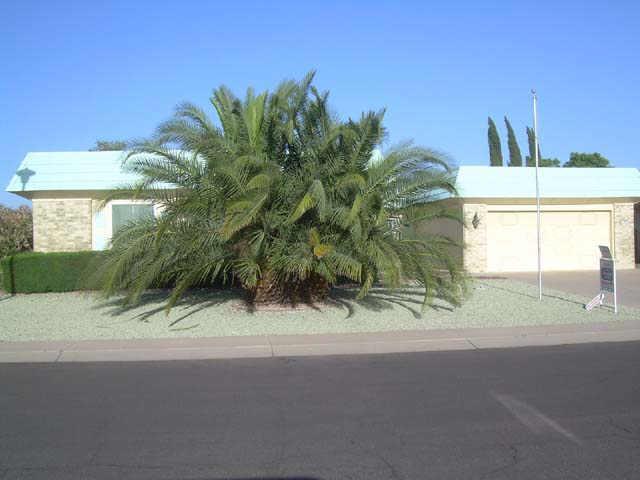 17825 N Willowbrook Dr., Sun City, AZ 85373