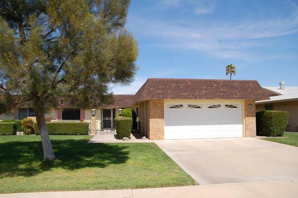 9702 W Long Hills Dr., Sun City, AZ 85351