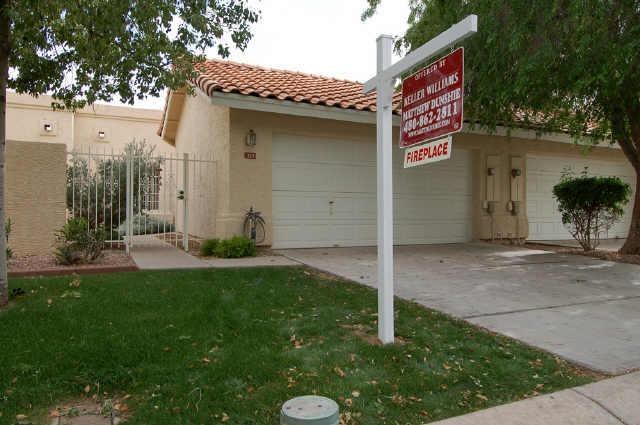 323 W Lodge Dr., Tempe, AZ 85283