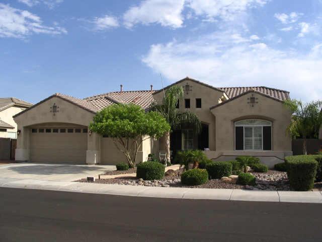 8102 W Louise Dr., Peoria, AZ 85383