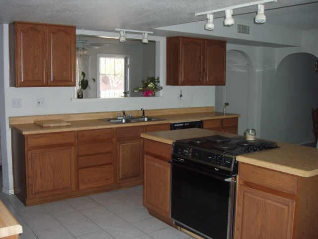 6801 E Menlo St., Mesa, AZ 85207