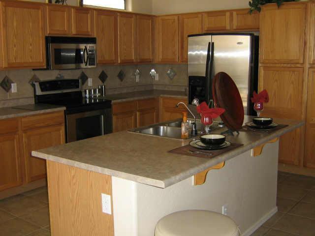 7585 W Tierra Buena Ln., Peoria, AZ 85382