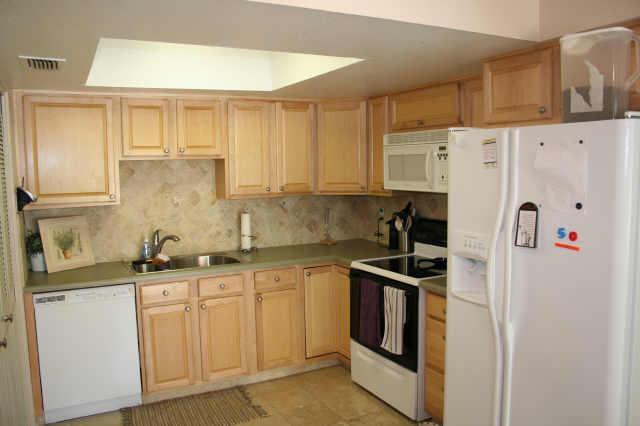 1342 W Emerald Ave. #407, Mesa, AZ 85202