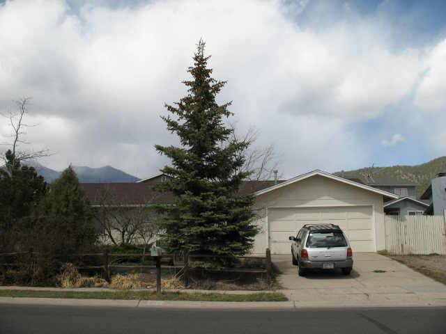 3210 W Mountain Dr., Flagstaff, AZ 86001