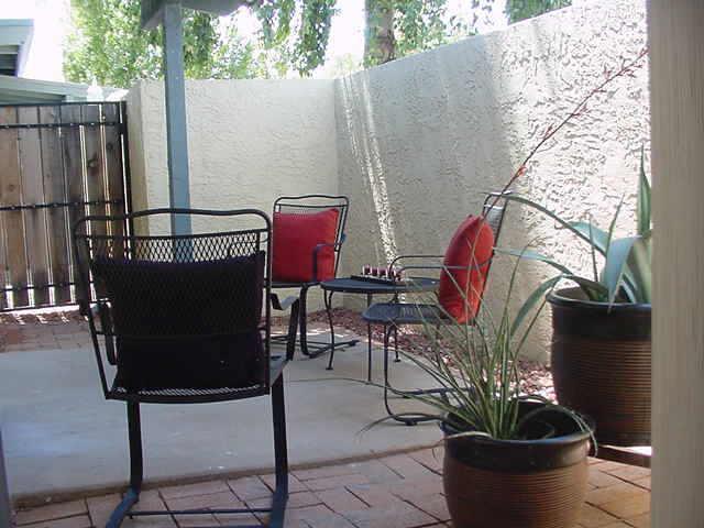 821 S Casitas Dr. #A, Tempe, AZ 85281