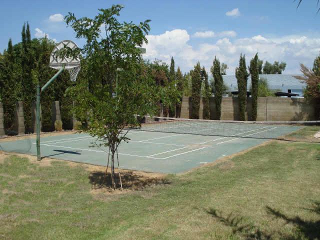 16436 N 51st Dr., Glendale, AZ 85306