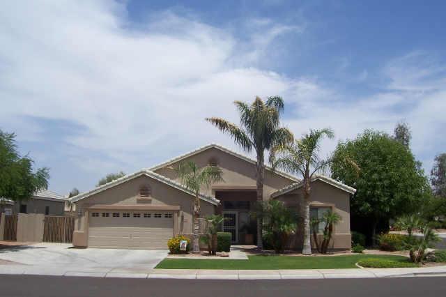 8004 W Clara Ln., Peoria, AZ 85382